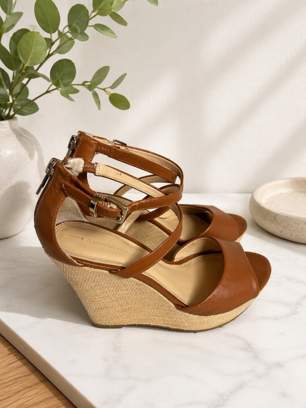 Banana Republic Tan Strappy Sandals
